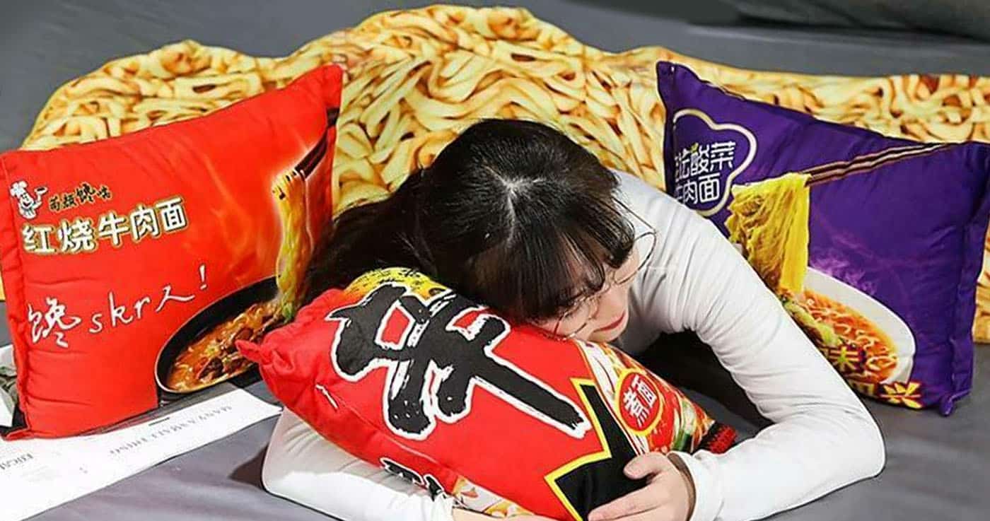 Ramen Blanket & Pillow Set Shut Up And Take My Yen